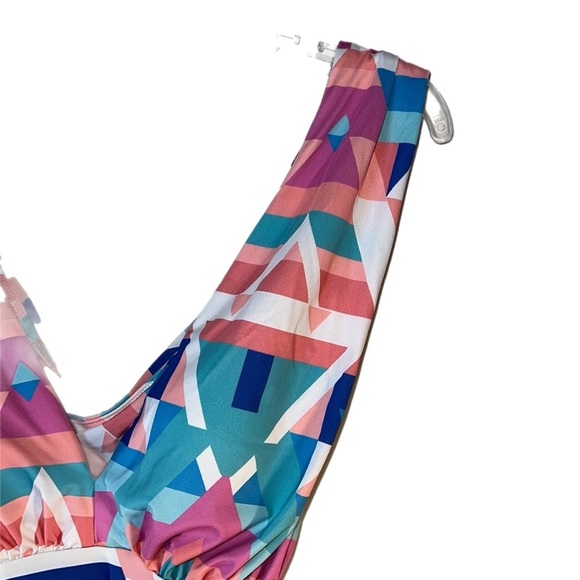 EUC ModCloth One Piece Pastel Geometric High Rise Pin Up Swimsuit Medium - Picture 4 of 13